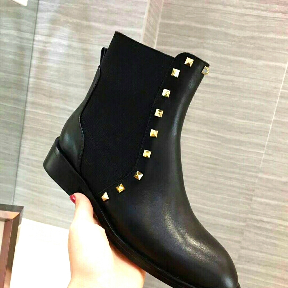 Valentino rock stud ankle boot NIB SZ 8.5